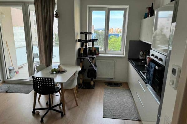 Pronájem bytu 1+kk 34 m², Janského, Olomouc Pronájem bytu 1+kk 34 m², Janského, Olomouc