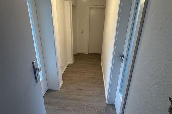 Pronájem bytu 3+1 60 m², Glückauf-Ring 20, Lengede Pronájem bytu 3+1 60 m², Glückauf-Ring 20, Lengede