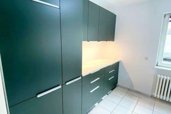 Pronájem bytu 2+1 52 m², Reichklarastr. 2a, Mainz Pronájem bytu 2+1 52 m², Reichklarastr. 2a, Mainz