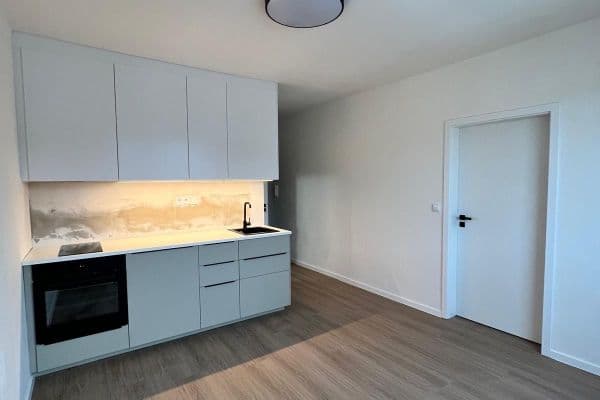 Pronájem bytu 2+kk 36 m², Na Vyhlídce, Děčín Pronájem bytu 2+kk 36 m², Na Vyhlídce, Děčín