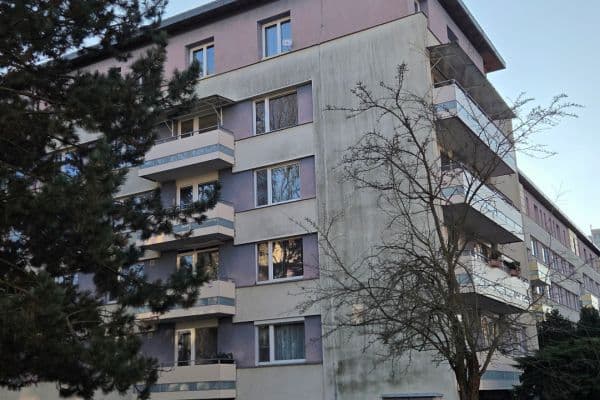 Pronájem bytu 3+1 71 m², Jungmannova, Hradec Králové Pronájem bytu 3+1 71 m², Jungmannova, Hradec Králové