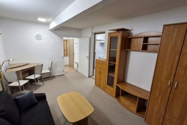 Pronájem bytu 2+kk 37 m², Vrchlického, Praha Pronájem bytu 2+kk 37 m², Vrchlického, Praha