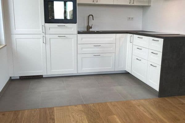 Pronájem bytu 3+1 66 m², Eichhorsterstr.14b, Berlin, Berlín Pronájem bytu 3+1 66 m², Eichhorsterstr.14b, Berlin, Berlín