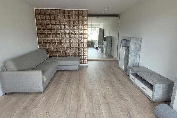 Pronájem bytu 1+1 44 m², Theodor-Heuss-Str. 81, Wuppertal, Severní Porýní-Vestfálsko Pronájem bytu 1+1 44 m², Theodor-Heuss-Str. 81, Wuppertal, Severní Porýní-Vestfálsko