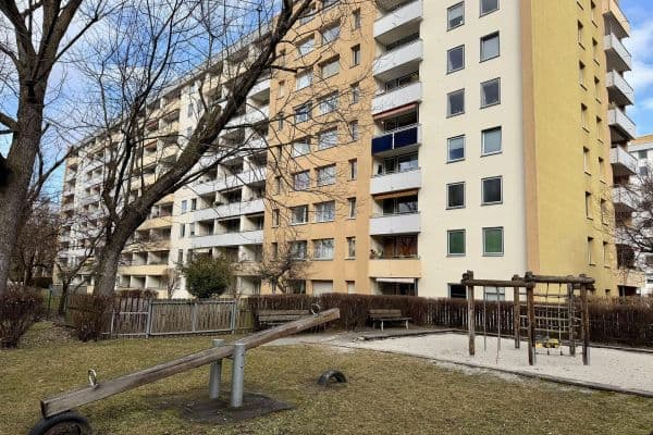 Prodej bytu 3+1 84 m², München, Bavorsko Prodej bytu 3+1 84 m², München, Bavorsko