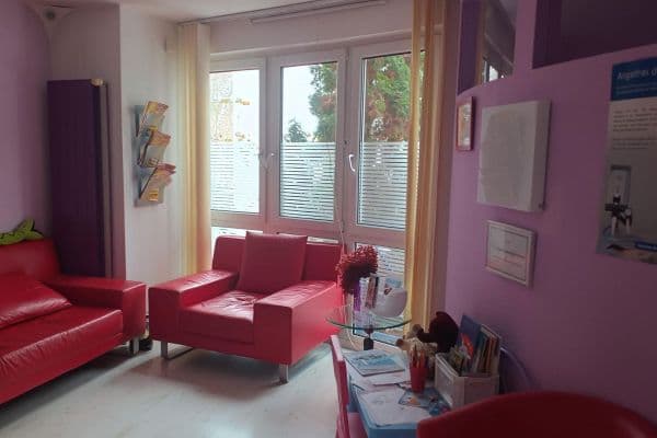 Pronájem kanceláře 100 m², Schlachtensee, Berlín Pronájem kanceláře 100 m², Schlachtensee, Berlín