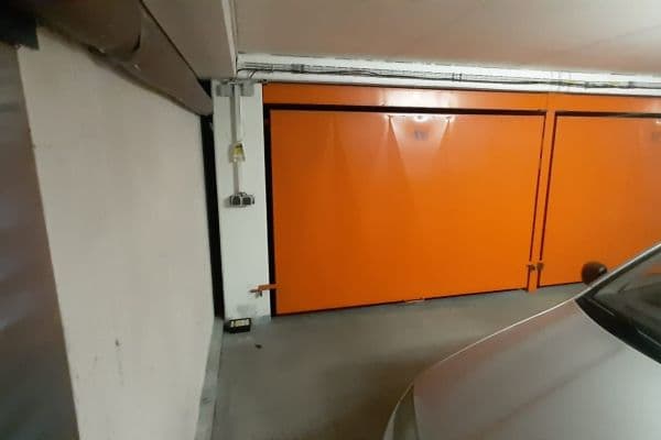 Pronájem garáže 18 m², Cílkova, Praha Pronájem garáže 18 m², Cílkova, Praha