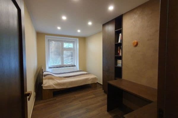 Prodej bytu 3+kk 78 m², Dukelských hrdinů, Kolín Prodej bytu 3+kk 78 m², Dukelských hrdinů, Kolín