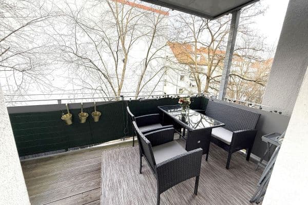Prodej bytu 3+1 64 m², Burgstallstraße 66, Stuttgart, Bádensko-Württembersko Prodej bytu 3+1 64 m², Burgstallstraße 66, Stuttgart, Bádensko-Württembersko