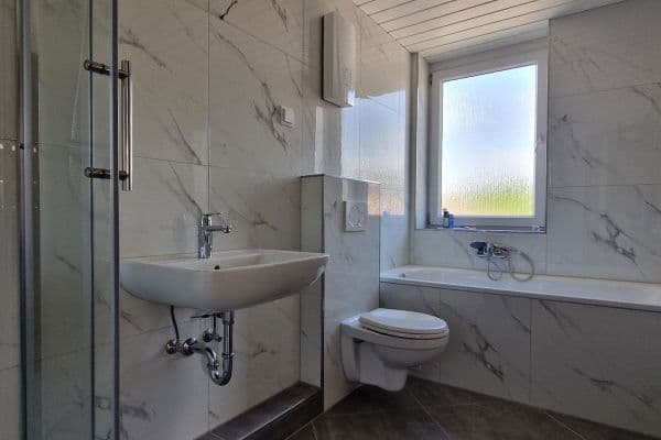 Pronájem bytu 3+kk 95 m², Duisburg Pronájem bytu 3+kk 95 m², Duisburg