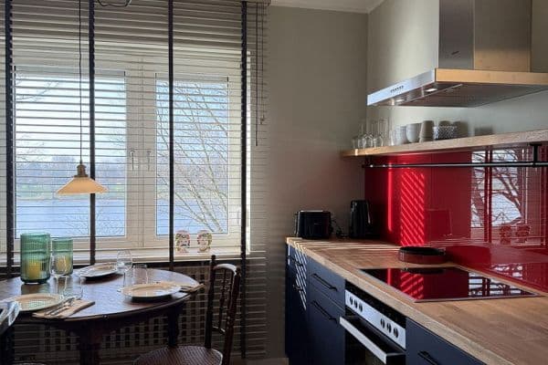 Pronájem bytu 3+1 70 m², Düsseldorfer str 45, Köln Pronájem bytu 3+1 70 m², Düsseldorfer str 45, Köln