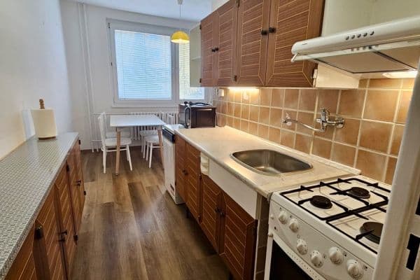 Pronájem bytu 2+1 54 m², Kyjevská, Třebíč Pronájem bytu 2+1 54 m², Kyjevská, Třebíč