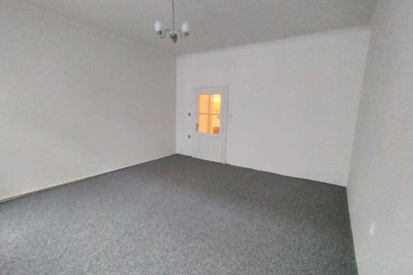 Pronájem bytu 1+1 35 m², Hvězdová, Brno Pronájem bytu 1+1 35 m², Hvězdová, Brno