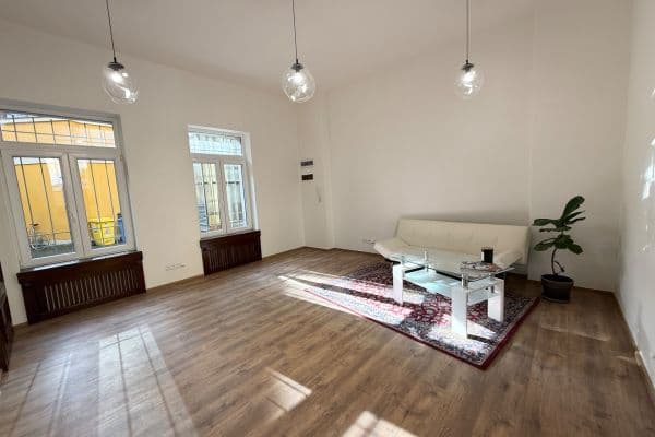 Prodej bytu 2+1 81 m², Ježkova, Praha Prodej bytu 2+1 81 m², Ježkova, Praha