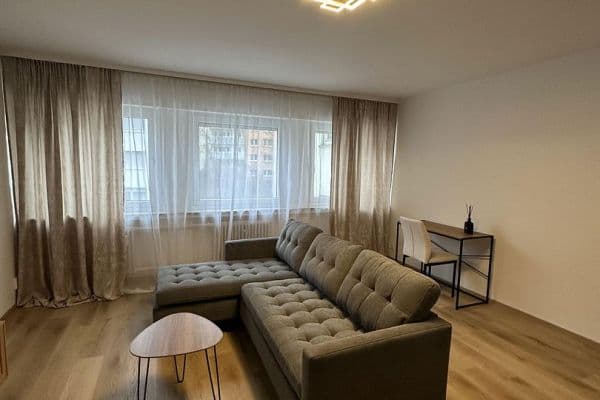 Pronájem bytu 2+kk 56 m², Alexanderstraße 54, Stuttgart Pronájem bytu 2+kk 56 m², Alexanderstraße 54, Stuttgart