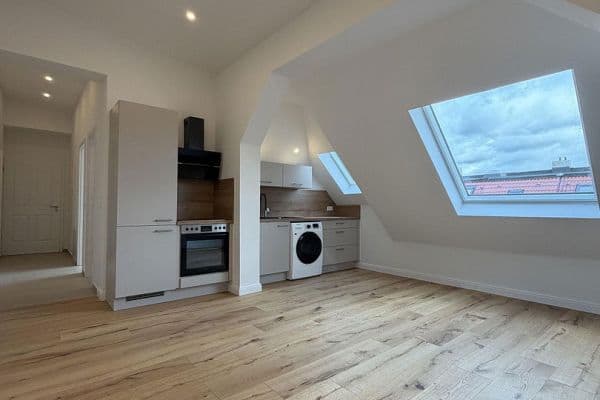 Pronájem bytu 2+1 48 m², Ebersstraße 58, Berlin, Berlín Pronájem bytu 2+1 48 m², Ebersstraße 58, Berlin, Berlín