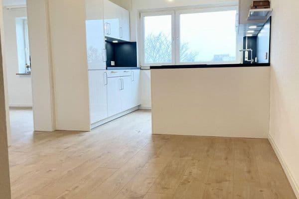 Pronájem bytu 3+kk 87 m², Seeäckerstrasse 23, Leonberg Pronájem bytu 3+kk 87 m², Seeäckerstrasse 23, Leonberg