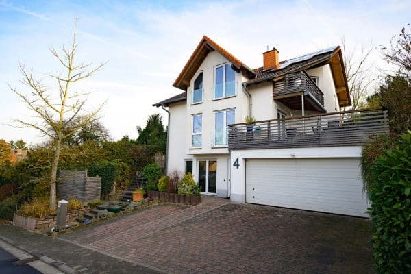 Prodej domu 240 m², pozemek 627 m², Wingertsweg 4, Roßdorf Prodej domu 240 m², pozemek 627 m², Wingertsweg 4, Roßdorf