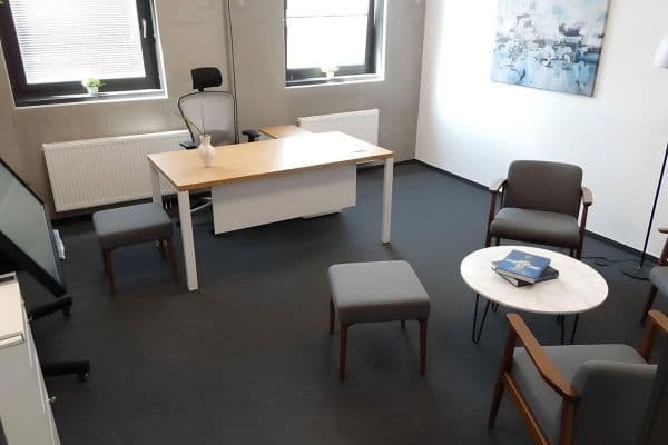 Pronájem kanceláře 2.800 m², Alemannenstrasse 19, Heimsheim Pronájem kanceláře 2.800 m², Alemannenstrasse 19, Heimsheim