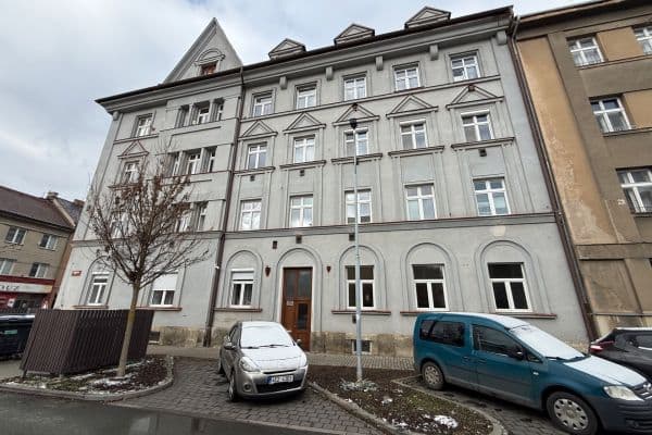 Prodej bytu 3+1 90 m², K Višňovce, Pardubice, Pardubický kraj Prodej bytu 3+1 90 m², K Višňovce, Pardubice, Pardubický kraj