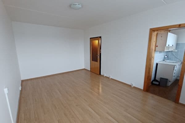 Pronájem bytu 1+kk 34 m², Pejevové, Praha Pronájem bytu 1+kk 34 m², Pejevové, Praha