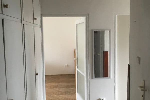 Pronájem bytu 2+1 55 m², Dřevnická, Zlín Pronájem bytu 2+1 55 m², Dřevnická, Zlín