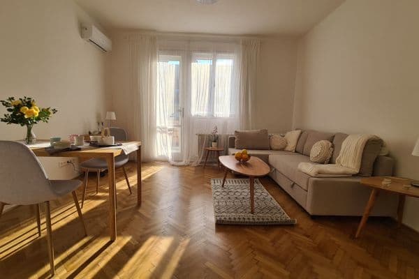 Pronájem bytu 2+kk 45 m², Vrázova, Praha Pronájem bytu 2+kk 45 m², Vrázova, Praha