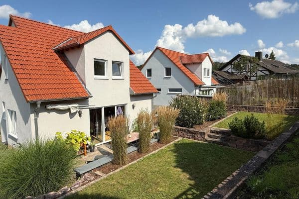 Prodej domu 152 m², pozemek 377 m², Untere Ebenung 12, Mömbris Prodej domu 152 m², pozemek 377 m², Untere Ebenung 12, Mömbris