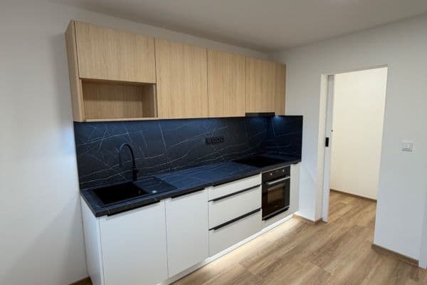 Pronájem bytu 2+1 76 m², Olšavní, Kunovice Pronájem bytu 2+1 76 m², Olšavní, Kunovice