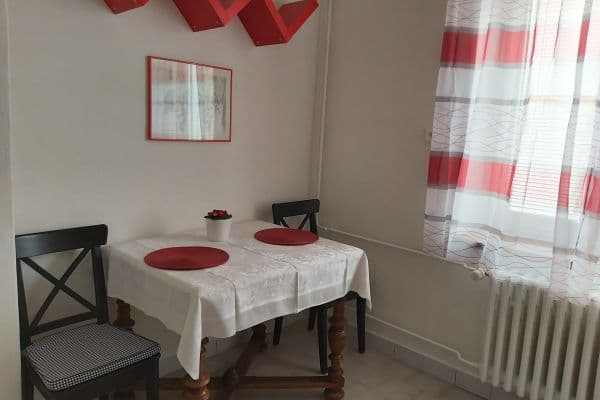 Prodej bytu 2+1 45 m², L. B. Schneidera, České Budějovice Prodej bytu 2+1 45 m², L. B. Schneidera, České Budějovice