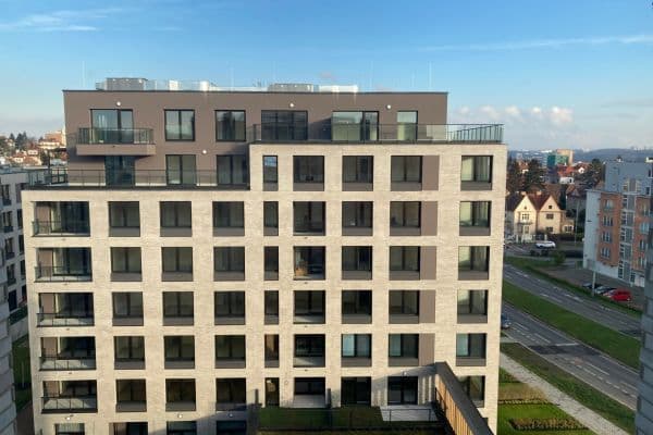 Pronájem bytu 1+kk 38 m², Počernická, Praha Pronájem bytu 1+kk 38 m², Počernická, Praha