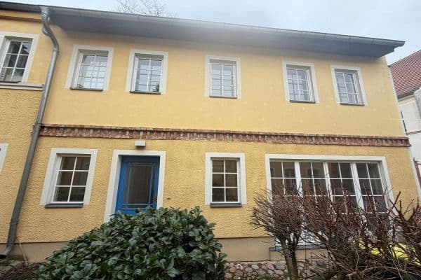 Pronájem bytu 1+1 60 m², Berliner Str. 14, Altlandsberg Pronájem bytu 1+1 60 m², Berliner Str. 14, Altlandsberg