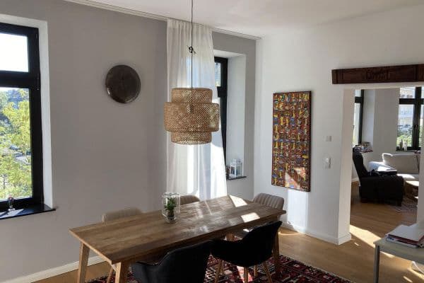 Prodej bytu 4+1 126 m², Bankstrasse 42, Düsseldorf Prodej bytu 4+1 126 m², Bankstrasse 42, Düsseldorf