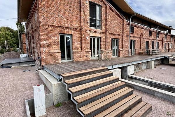 Pronájem bytu 3+kk 155 m², Madsow 19-22, Neuburg OT Madsow Pronájem bytu 3+kk 155 m², Madsow 19-22, Neuburg OT Madsow