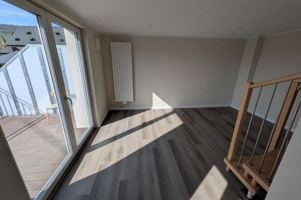 Pronájem bytu 3+1 78 m², Schmidtstraße 8, Rüdesheim am Rhein Pronájem bytu 3+1 78 m², Schmidtstraße 8, Rüdesheim am Rhein