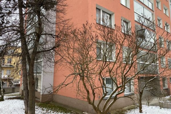 Prodej bytu 3+1 54 m², Radimova, Praha Prodej bytu 3+1 54 m², Radimova, Praha