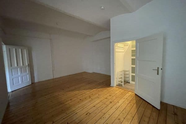 Pronájem bytu 1+1 45 m², Berlin, Berlín Pronájem bytu 1+1 45 m², Berlin, Berlín