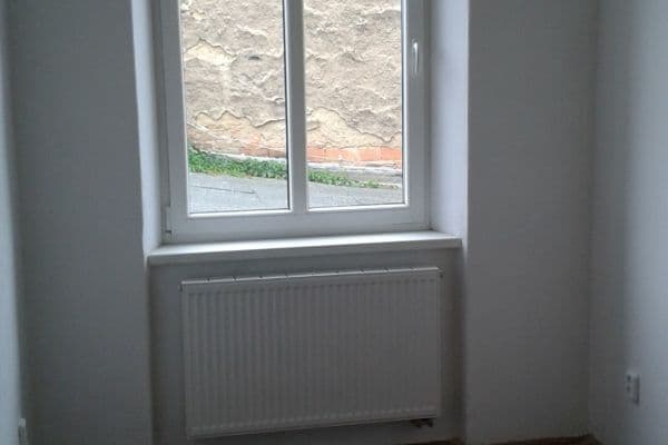 Pronájem bytu 2+1 44 m², Jihoslovanská, Prostějov Pronájem bytu 2+1 44 m², Jihoslovanská, Prostějov