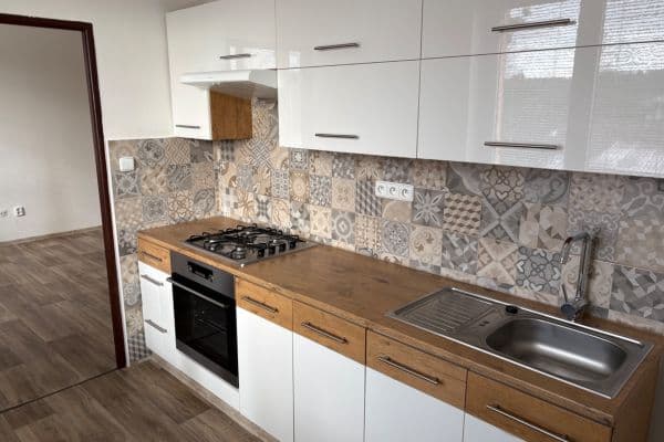 Pronájem bytu 2+1 50 m², Komenského, Chuchelná Pronájem bytu 2+1 50 m², Komenského, Chuchelná