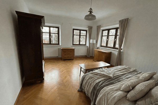 Pronájem bytu 1+1 200 m², Predigerberg 14, Augsburg, Bavorsko Pronájem bytu 1+1 200 m², Predigerberg 14, Augsburg, Bavorsko