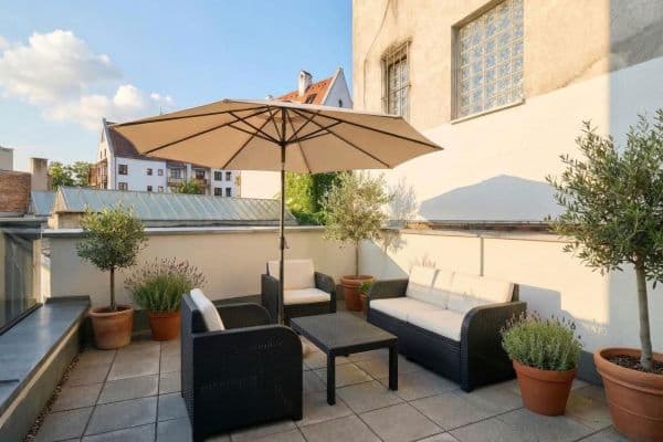 Pronájem bytu 1+1 200 m², Predigerberg 14, Augsburg, Bavorsko Pronájem bytu 1+1 200 m², Predigerberg 14, Augsburg, Bavorsko