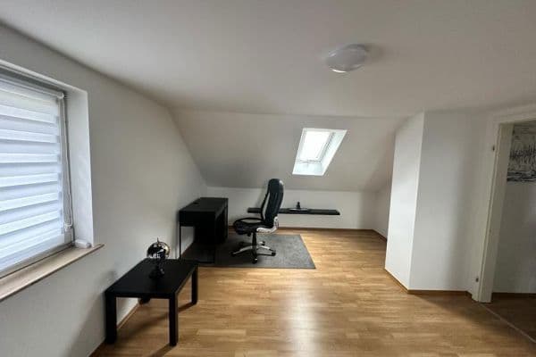 Pronájem bytu 2+kk 50 m², Langquaid Pronájem bytu 2+kk 50 m², Langquaid