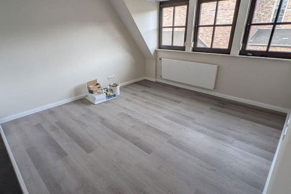 Pronájem bytu 3+1 50 m², Schmidtstraße 8, Rüdesheim am Rhein, Hessen Pronájem bytu 3+1 50 m², Schmidtstraße 8, Rüdesheim am Rhein, Hessen