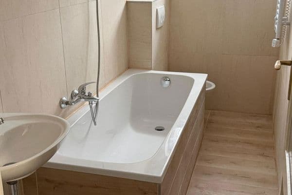 Pronájem bytu 3+1 59 m², Oberkrämer OT Bärenklau Pronájem bytu 3+1 59 m², Oberkrämer OT Bärenklau