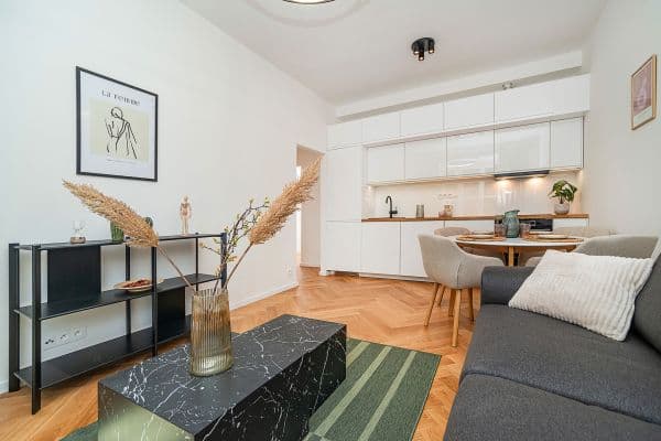 Prodej bytu 2+kk 54 m², Ruská, Praha Prodej bytu 2+kk 54 m², Ruská, Praha