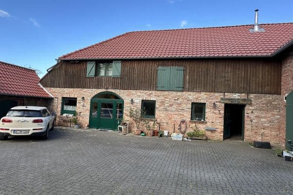 Prodej domu 200 m², pozemek 1.500 m², Rötgesbüttel Prodej domu 200 m², pozemek 1.500 m², Rötgesbüttel