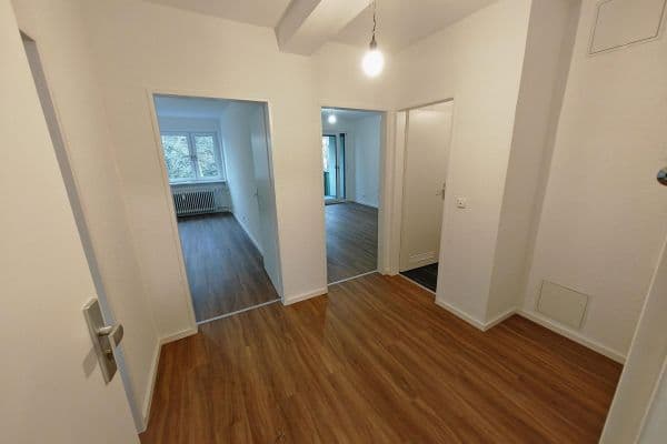 Pronájem bytu 2+1 55 m², Wendelsweg 107, Frankfurt, Hessen Pronájem bytu 2+1 55 m², Wendelsweg 107, Frankfurt, Hessen