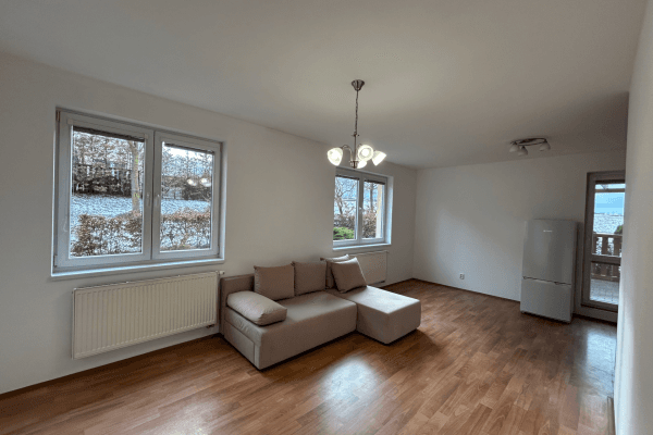 Pronájem bytu 2+kk 51 m², Gen. Peřiny, Hustopeče Pronájem bytu 2+kk 51 m², Gen. Peřiny, Hustopeče