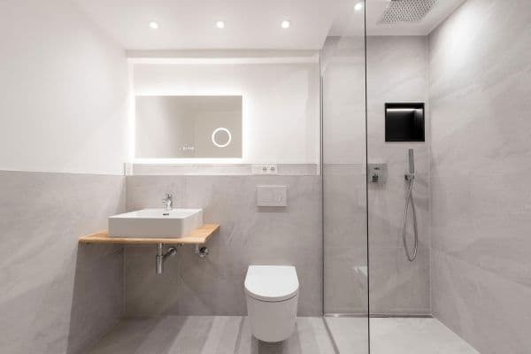 Prodej bytu 3+1 65 m², Düsseldorf Prodej bytu 3+1 65 m², Düsseldorf