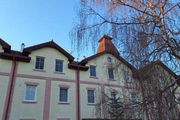 Pronájem bytu 2+kk 53 m², Kaštanová, Milovice Pronájem bytu 2+kk 53 m², Kaštanová, Milovice